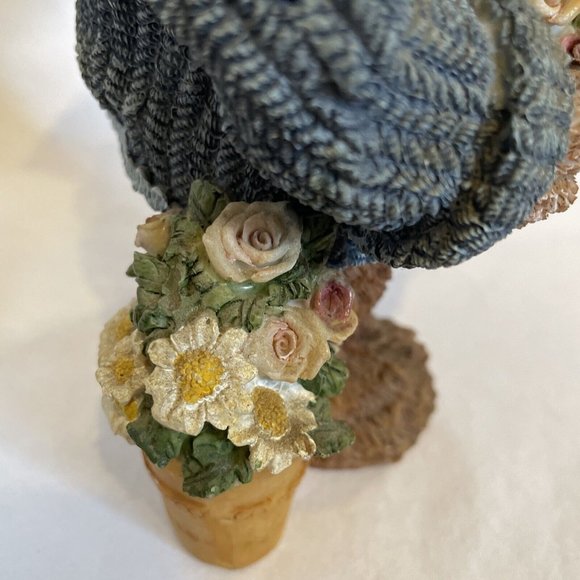 Resin Teddy Bear Large 8" Spring Flowers Don Mechanic Enterprises Sweater Hat - Picture 10 of 11